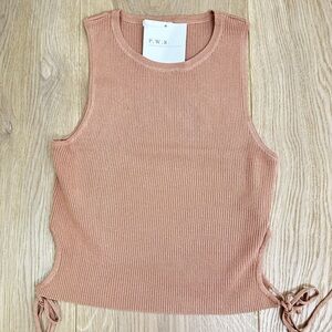Women’s Cropped Knit Tie up Tank Top